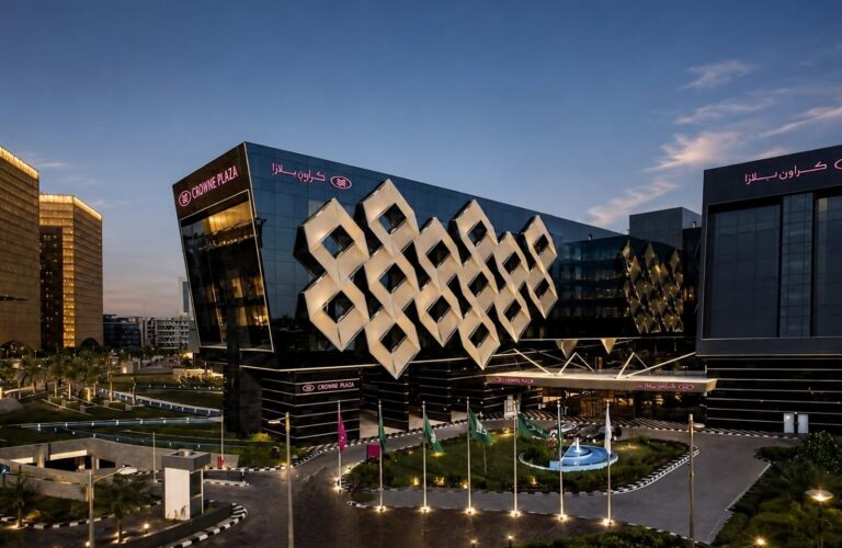 Crowne Plaza Riyadh RDC Hotel & Convention
