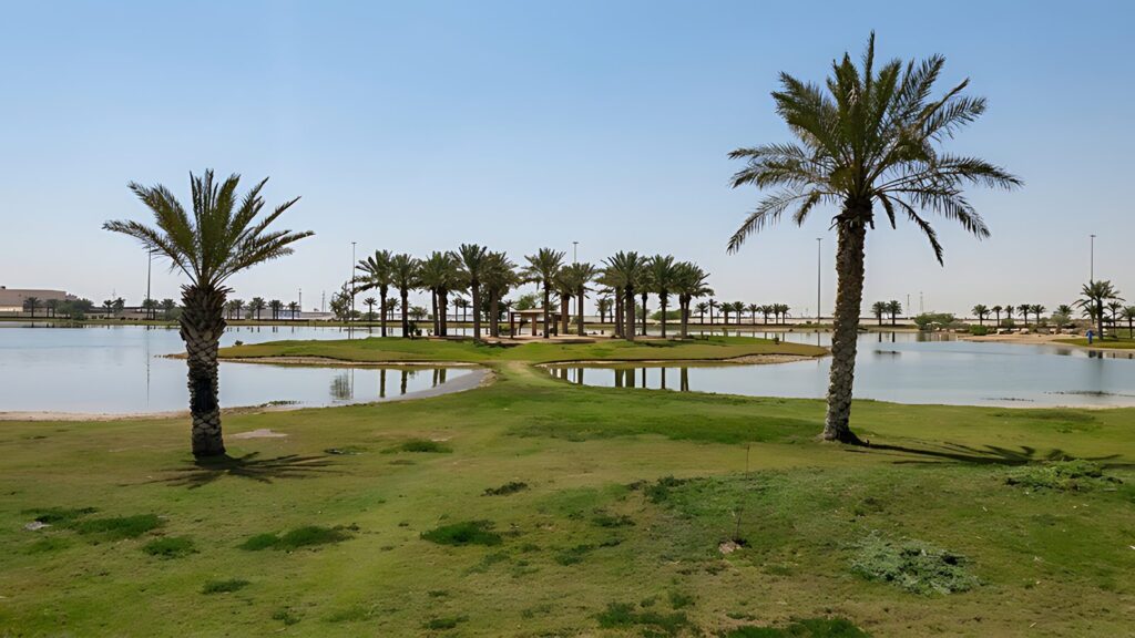 Modon Lake Park