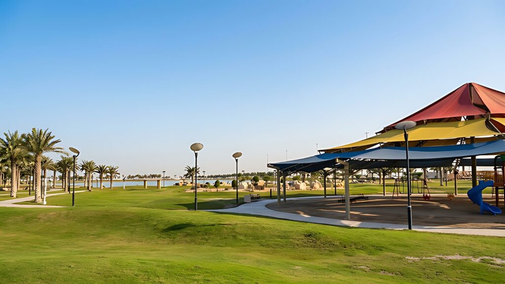 Modon Lake Park