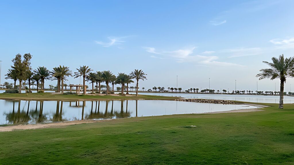 Modon Lake Park