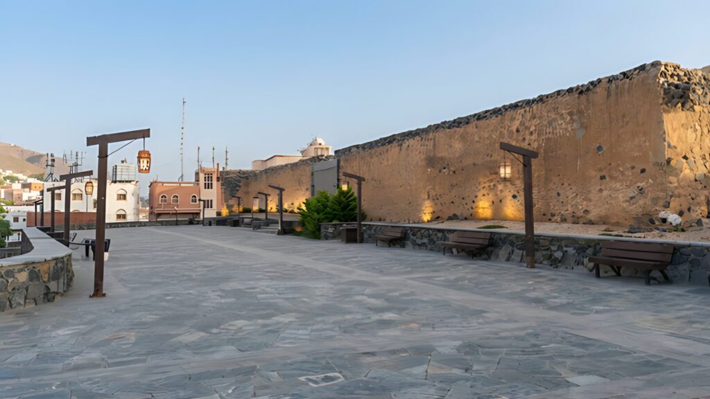 Shamsan Castle